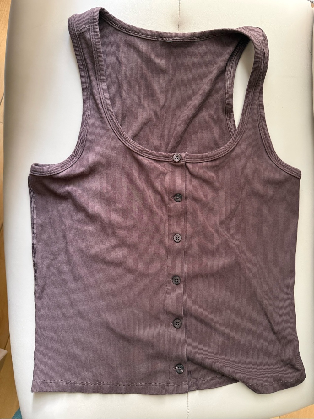 Vuori Ribbed Button-Front Tank - Plum